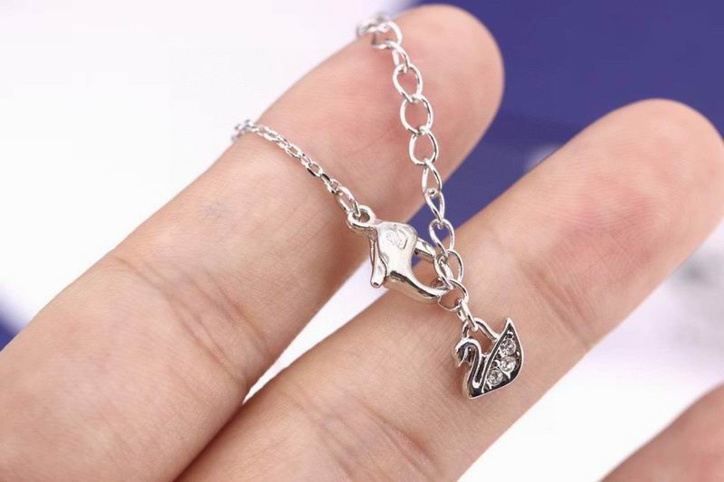 Swarovski Necklace 03lyr183 (3)
